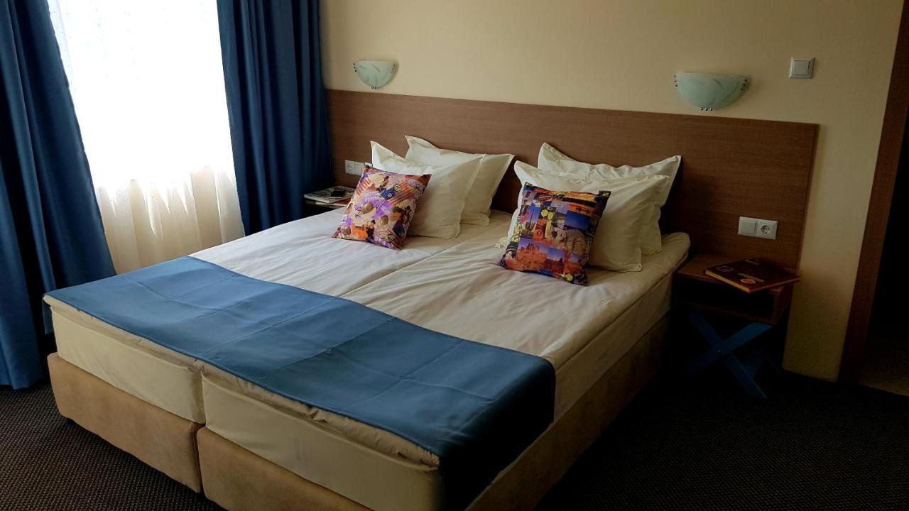 Hotel Амида Warwara Zewnętrze zdjęcie